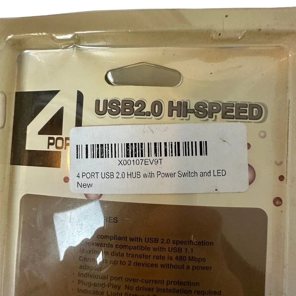 USB 2.0 Hub With Power Switch and LED 4 Port New in Package Black 480 Mbps